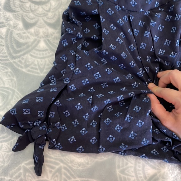 Free People Navy Boho Bella Pull On Shorts w/Side Ties - Picture 6 of 9